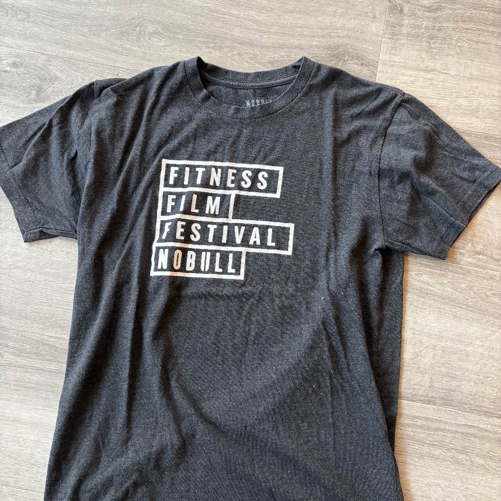 NOBULL TEE size M Fitness Film Festival